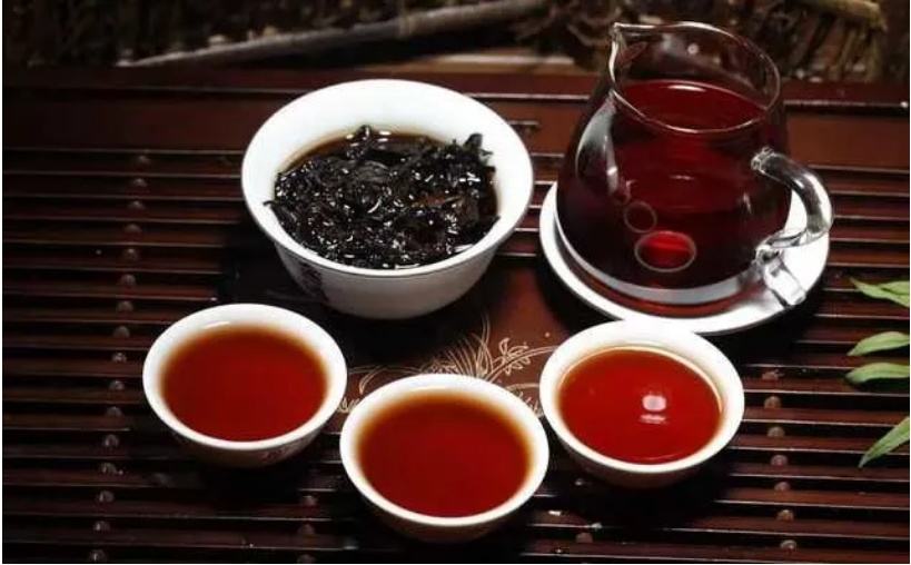 黑茶飲用有哪些禁忌？犯了禁忌黑茶有什么功效？